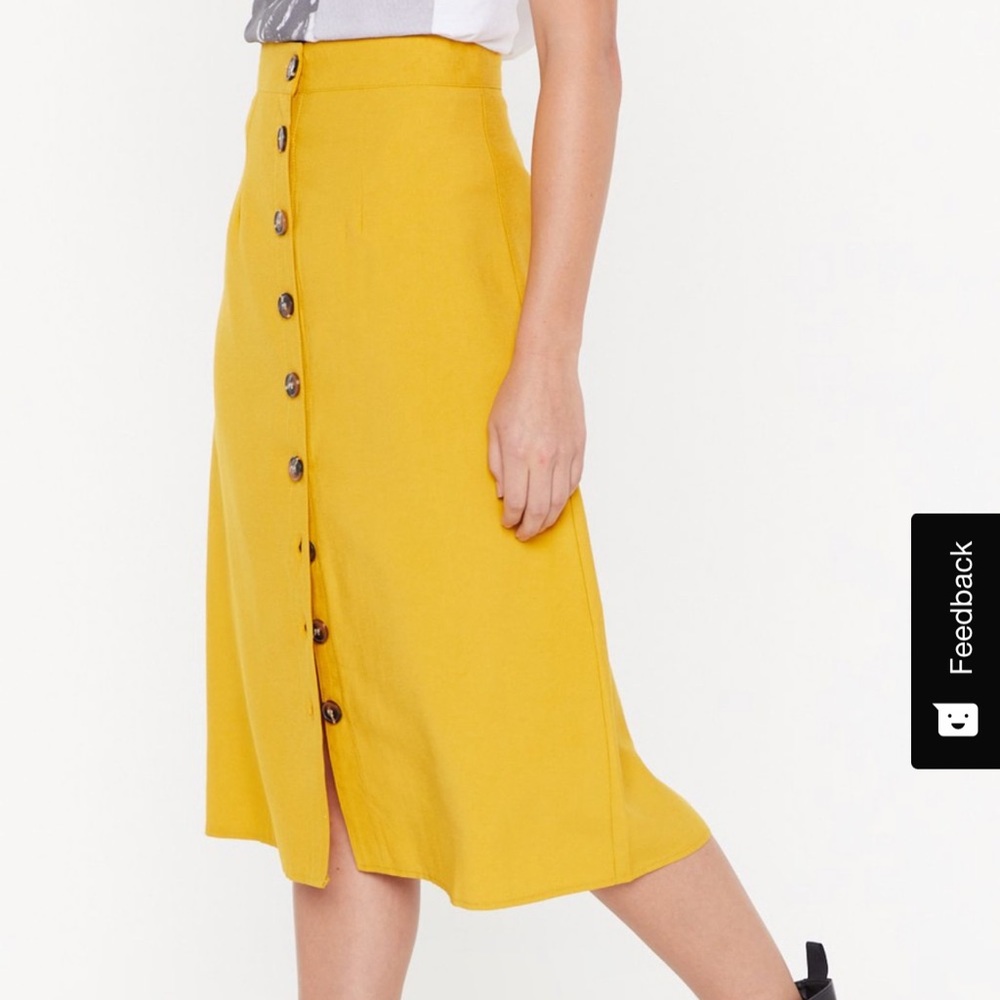 Yellow skirt